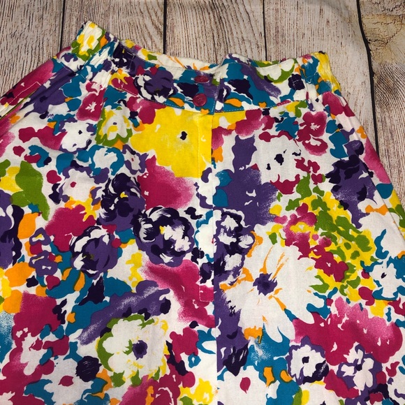 Warner Brothers Flower Shirt and Skirt Set - Picture 7 of 8